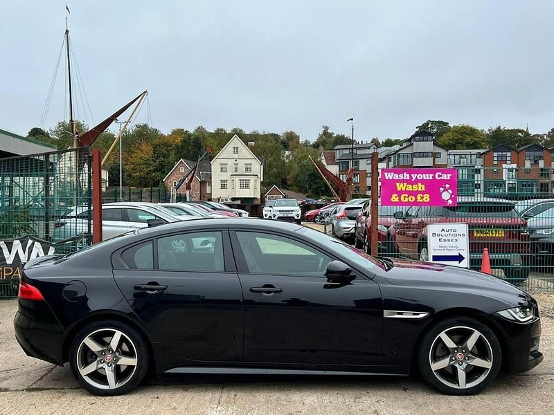 Used Jaguar XE R-Sport 200 HP (147 kW) 2018 Black Sedan