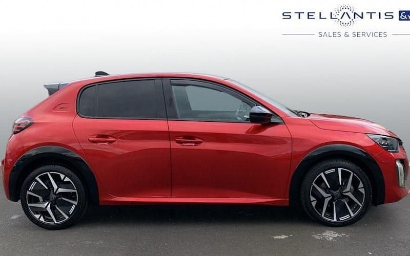 Used Peugeot 208 GT 137 HP (100 kW) 2025 Red Hatchback