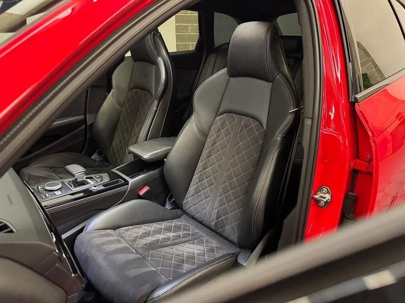 Used Audi RS4 Sport 2019 Red Estate