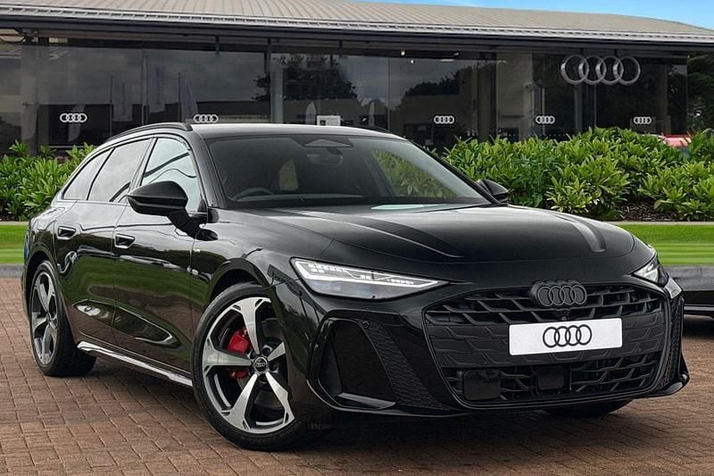 New Audi A6 Advanced 2025 Green Estate