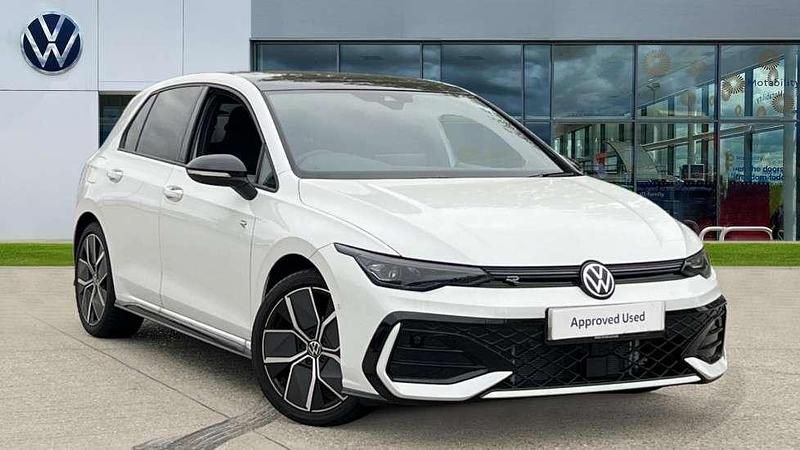 White New 2025 VW Golf VIII R-line Hatchback | £31,114 (Expensive) - Image 1/4