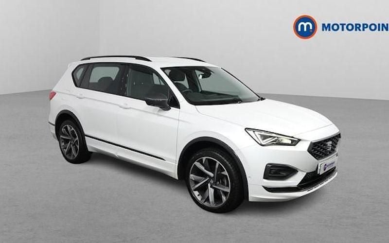 White Used 2023 Seat Tarraco FR Sport SUV | £27,149 (Fair price) - Image 1/4