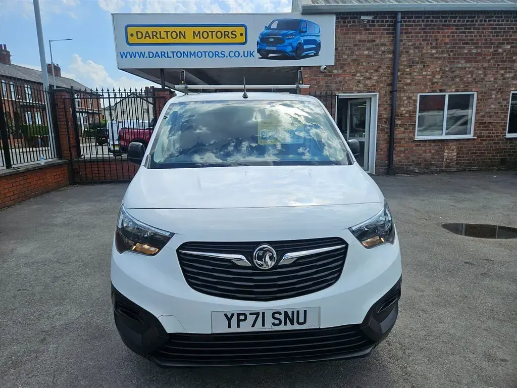Used Vauxhall Combo Edition 2022 White MPV