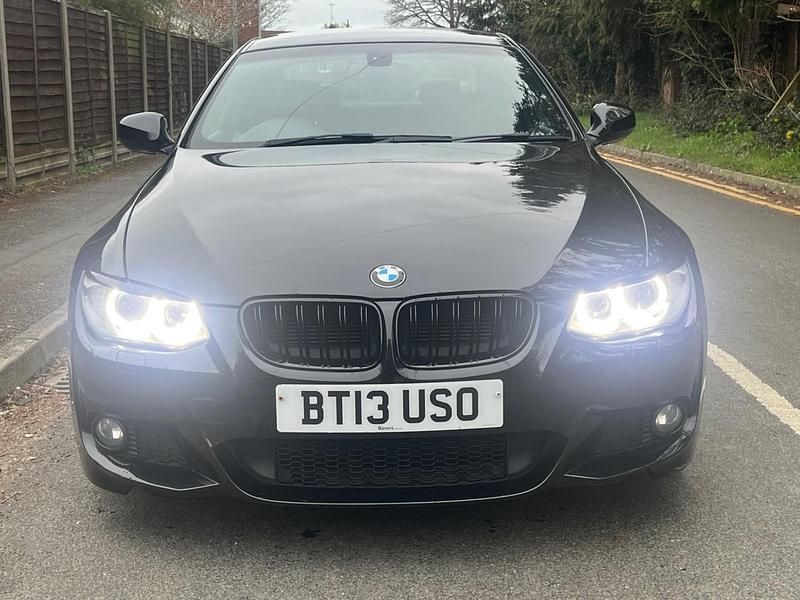 Begagnad BMW 318 M Sport 2013 Svart Sportkupé
