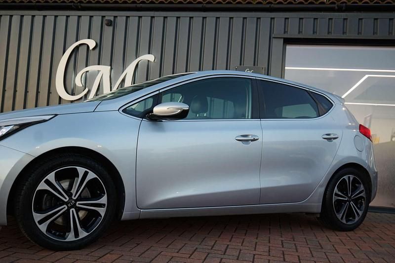 Used Kia Ceed 2016 Silver Hatchback