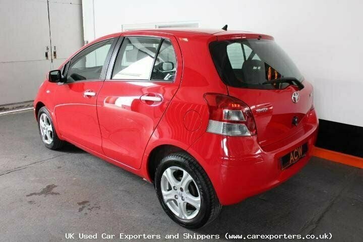 Begagnad Toyota Yaris 2011 Halvkombi