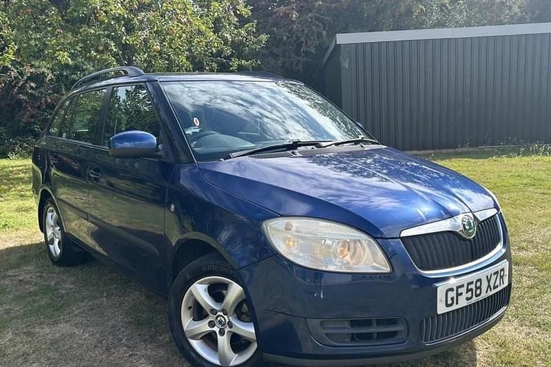 Blue Used 2009 Skoda Fabia Estate | £3,995 (A bit pricey) - Image 1/1