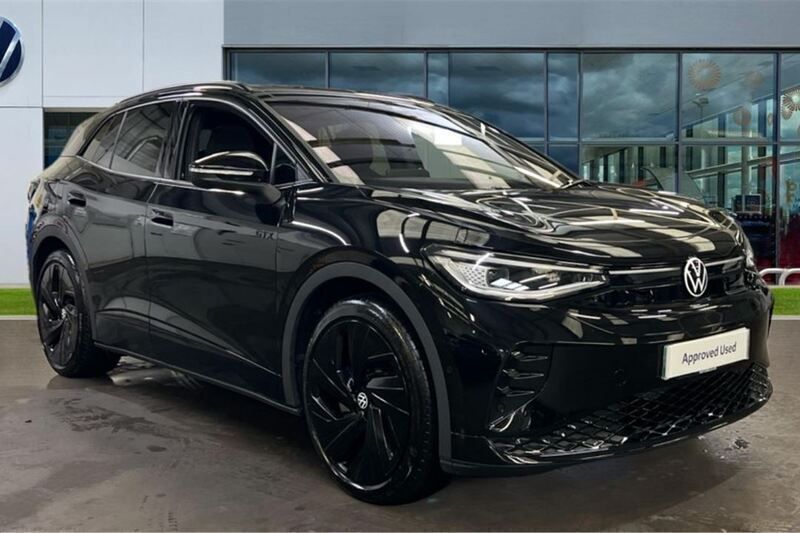 Grenadilla black metallic Used 2025 VW ID.4 GTX SUV | £35,788 (A bit pricey) - Image 1/4