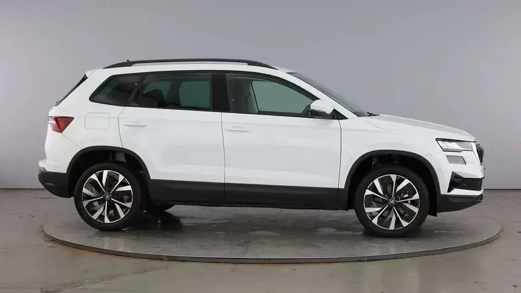 Used Skoda Karoq SE 150 HP (110 kW) 2026 White SUV