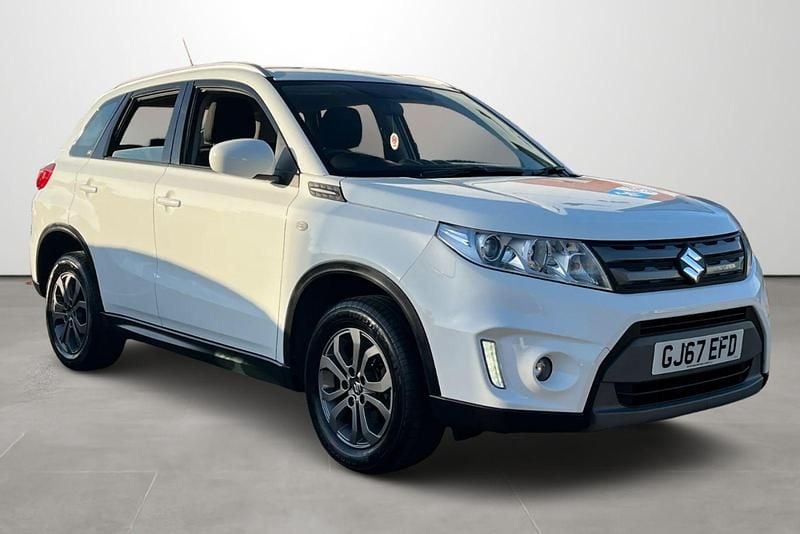 White Used 2017 Suzuki Vitara SZ4 SUV | £8,795 (A bit pricey) - Image 1/3