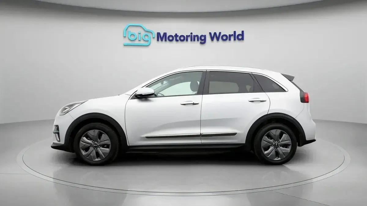 Used Kia e-Niro Plus 2021 Silver SUV