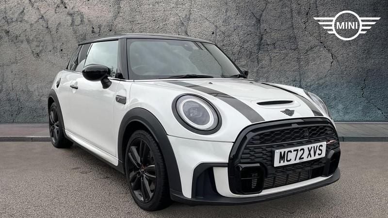 White Used 2023 Mini Cooper S Hatch Hatchback | £21,499 (Fair price) - Image 1/4