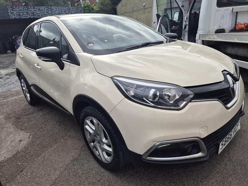 Cream Used 2016 Renault Captur Dynamique SUV | £3,499 (Super price) - Image 1/4