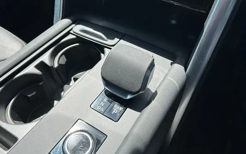 Used Land Rover Discovery HSE Dynamic 349 HP (256 kW) 2025 Other SUV