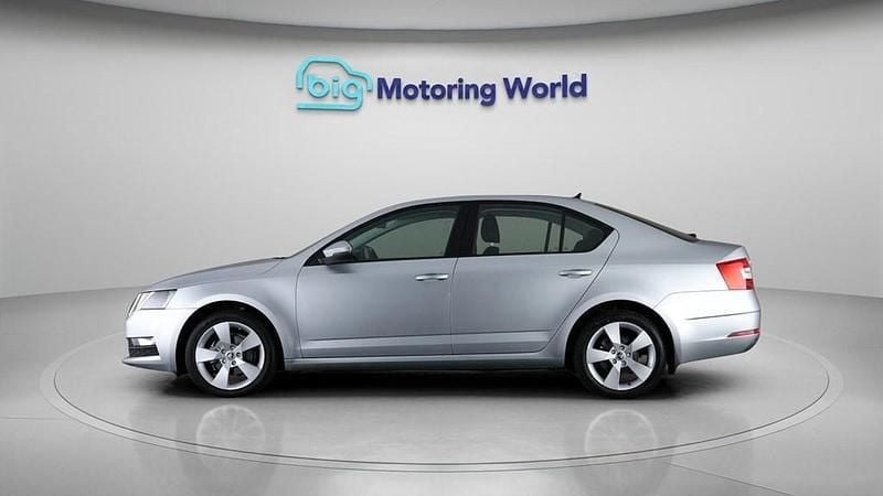 Used Skoda Octavia SE Drive 115 HP (84 kW) 2020 Silver Hatchback