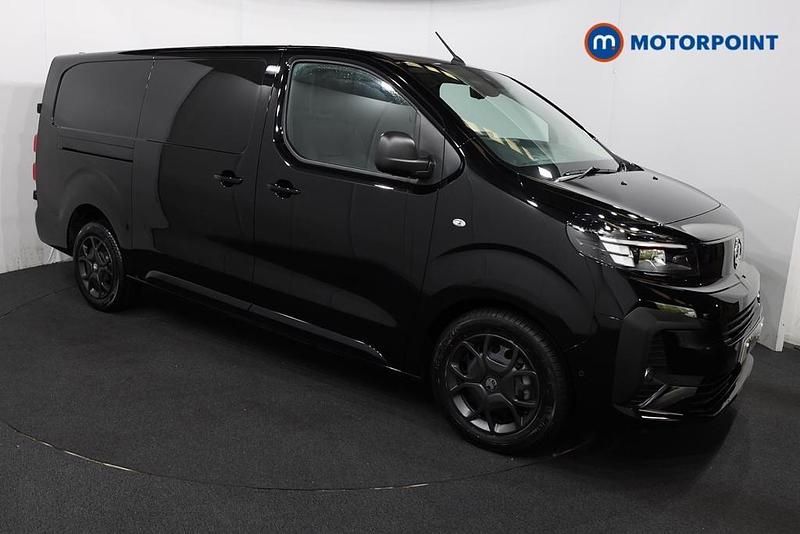 Black New 2025 Vauxhall Vivaro Van | £21,999 (Fair price) - Image 1/4