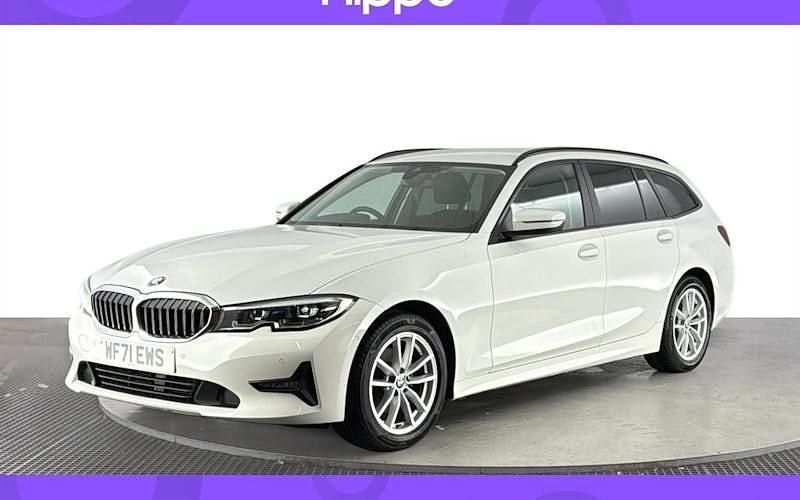 Used 2022 BMW 320 Estate | £21,980 (Super price) - Image 1/4