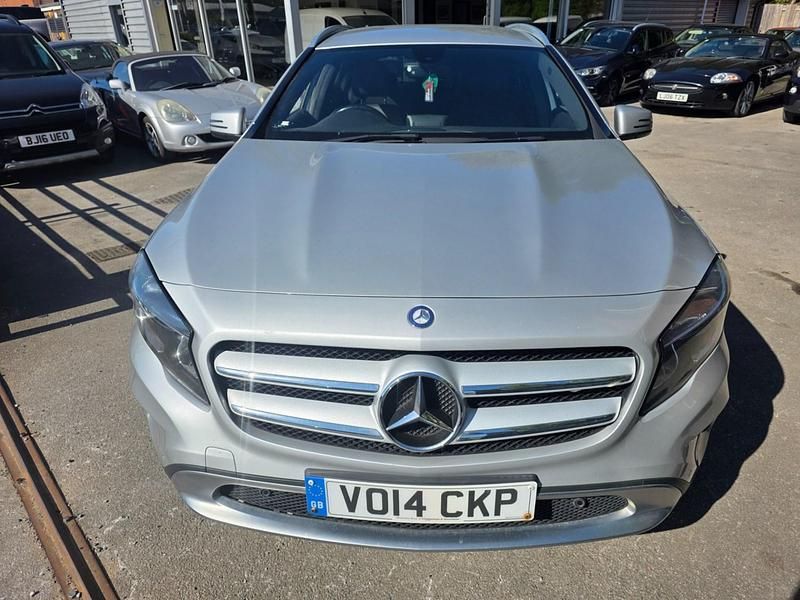 Usado Mercedes GLA200 SE 2014 Prateado SUV