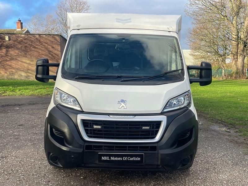 Used Peugeot Boxer 2021 White Van