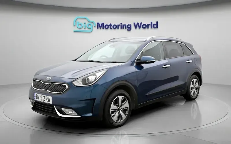 Używany Kia Niro 141 KM (103 kW) 2019 Niebieski SUV