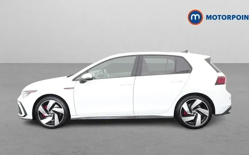 Usado VW Golf VIII GTI 245 CV (180 kW) 2023 Blanco Utilitario