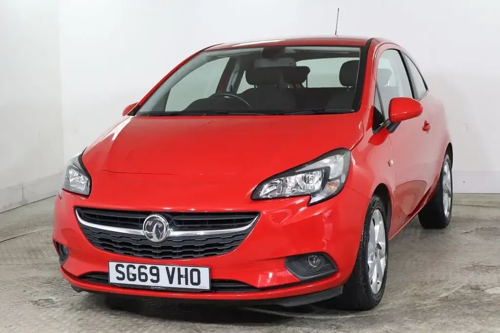 Used Vauxhall Corsa 75 HP (55 kW) 2019 Red Hatchback