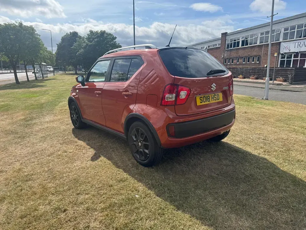 Used Suzuki Ignis SZ-T 90 HP (66 kW) 2018 Orange SUV