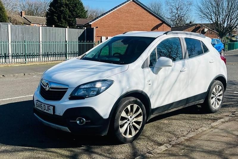 Used Vauxhall Mokka 2016 White SUV