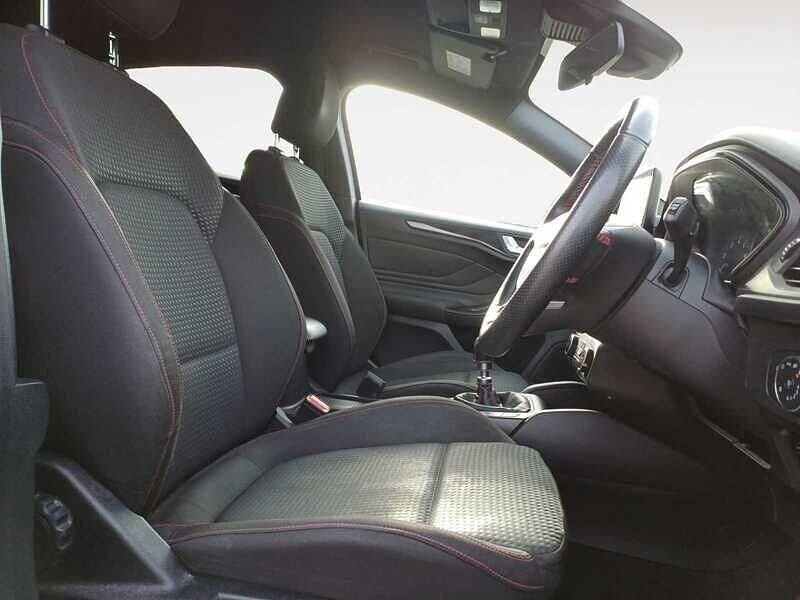 Used Ford Focus ST-Line 2020 Blue Hatchback