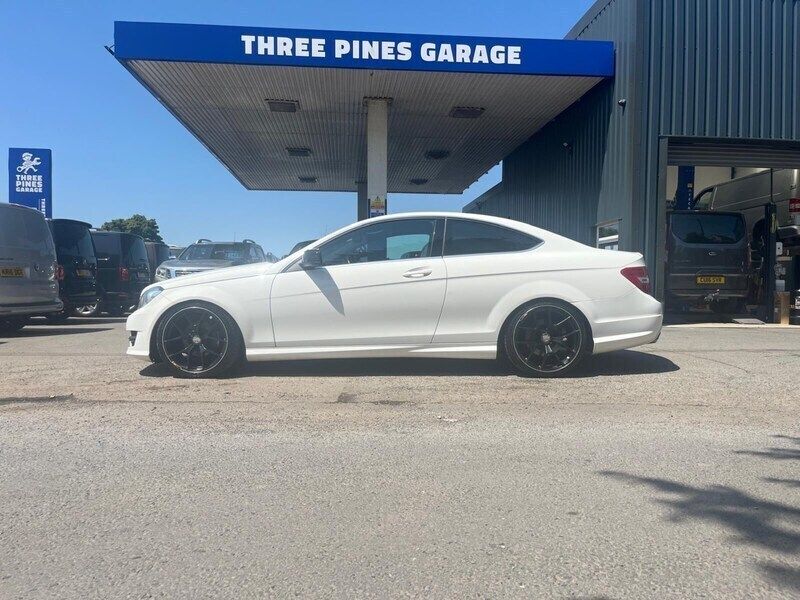 White Used 2013 Mercedes C250 AMG Coupe | £8,795 (Fair price) - Image 1/4