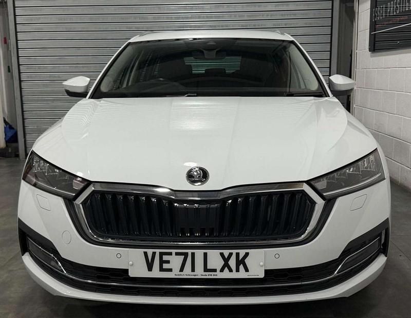 Used Skoda Octavia SE L 2022 White Estate