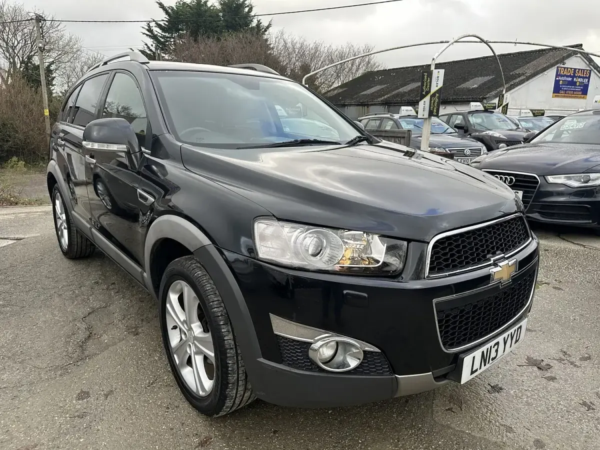 Used Chevrolet Captiva LTZ 184 HP (135 kW) 2013 Black SUV