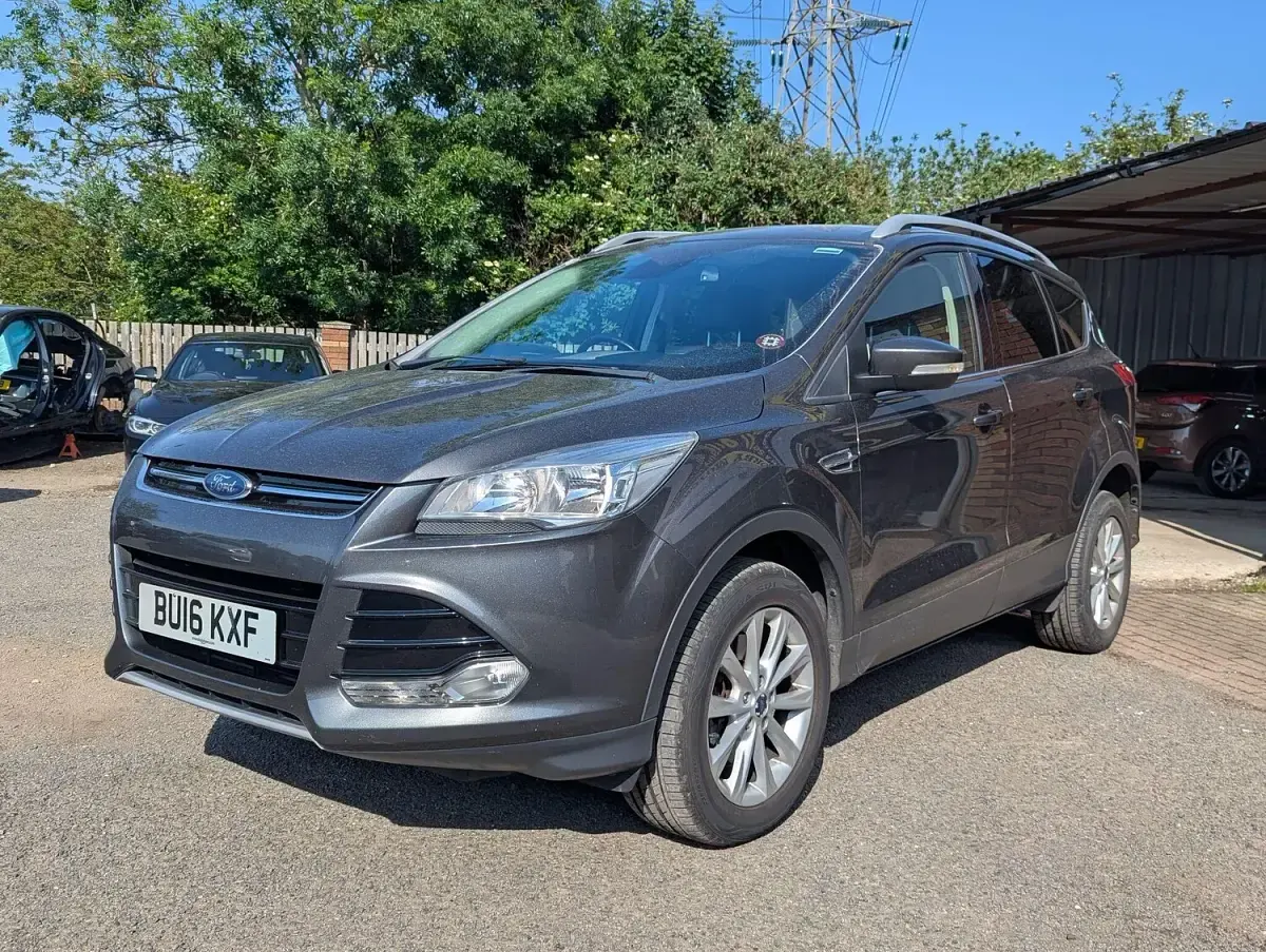 Used Ford Kuga Titanium 180 HP (132 kW) 2016 Grey SUV