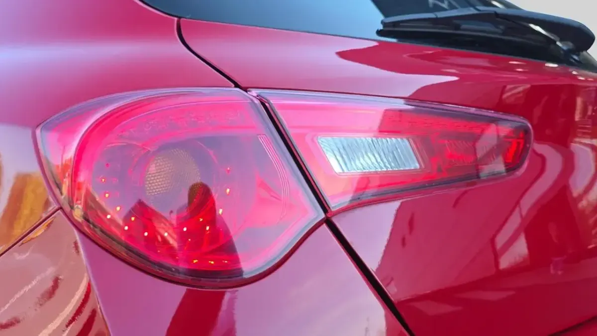 Used Alfa Romeo Giulietta Veloce 240 HP (176 kW) 2016 Red Hatchback
