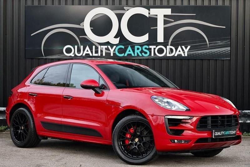 Used 2018 Porsche Macan SUV | £34,950 (Fair price) - Image 1/1