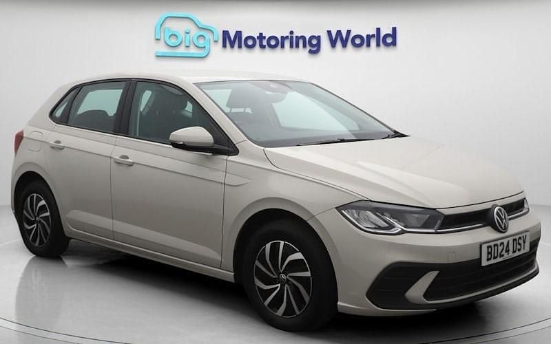 Used 2026 VW Polo Life Hatchback | £16,300 (Good price) - Image 1/4