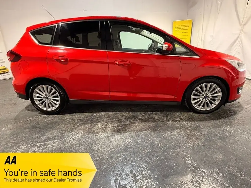 Używany Ford C-MAX Titanium 125 KM (91 kW) 2016 Czerwony Minivan