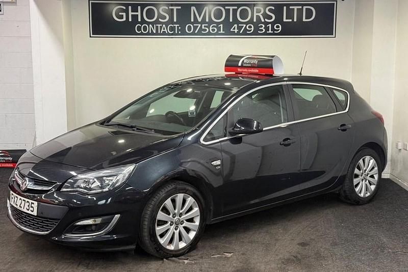 Used Vauxhall Astra Elite 165 HP (121 kW) 2013 Black Hatchback