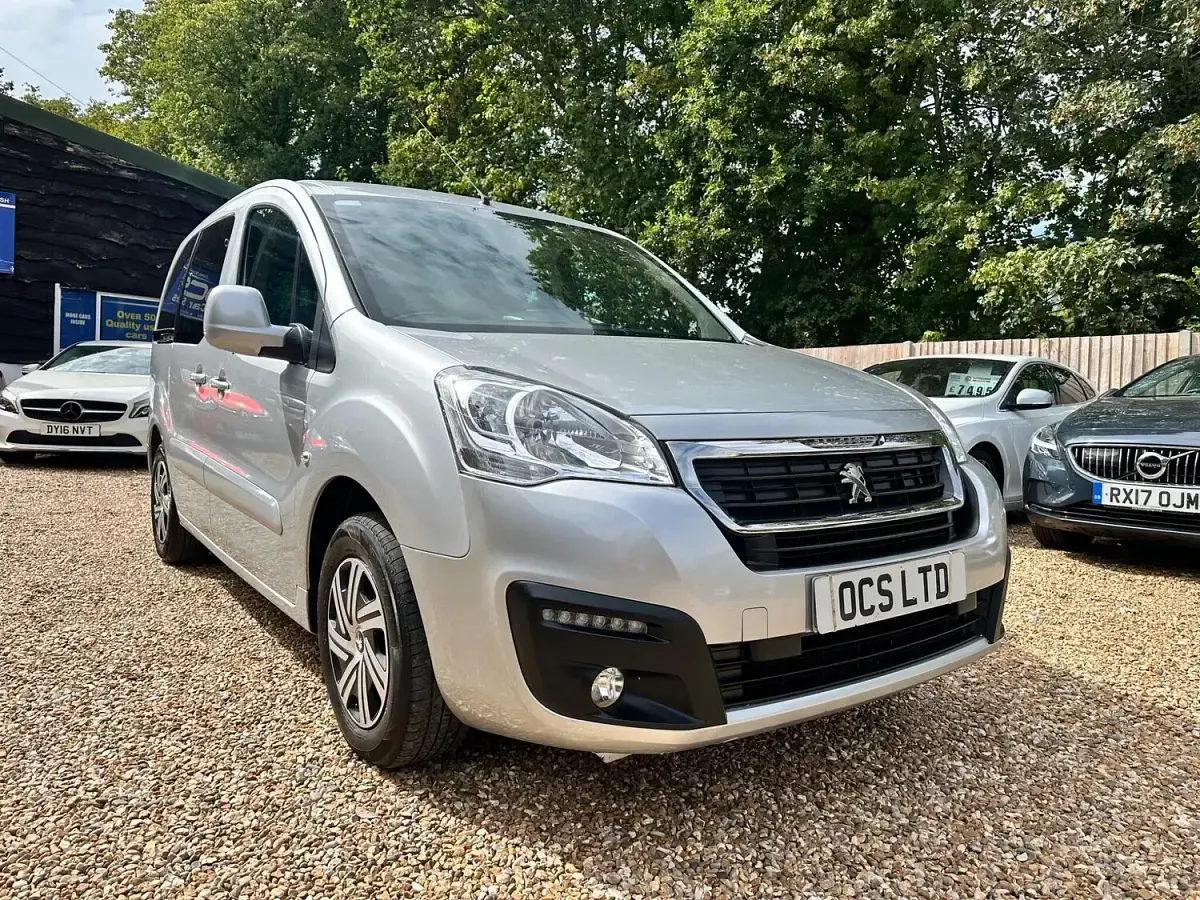 Used Peugeot Partner Tepee Active 2018 Silver MPV