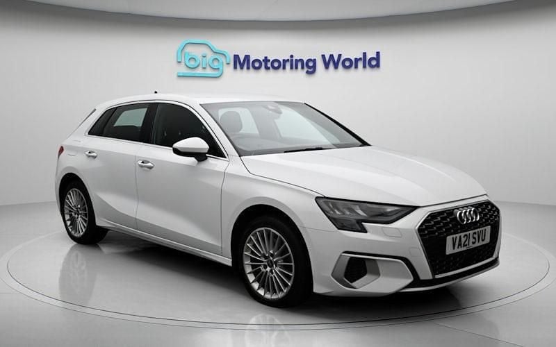 Used Audi A3 Sportback e-tron Sport 204 HP (150 kW) 2025 Hatchback
