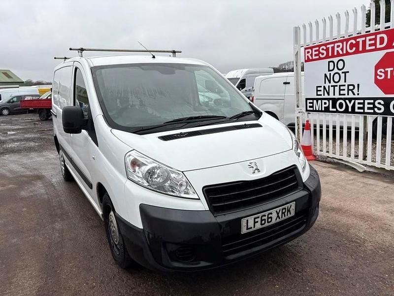 Used Peugeot Expert 2016 White Van