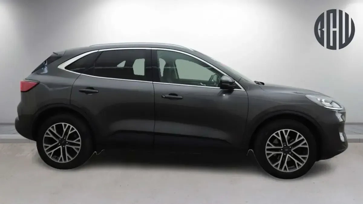 Used Ford Kuga Titanium 150 HP (110 kW) 2020 Grey SUV