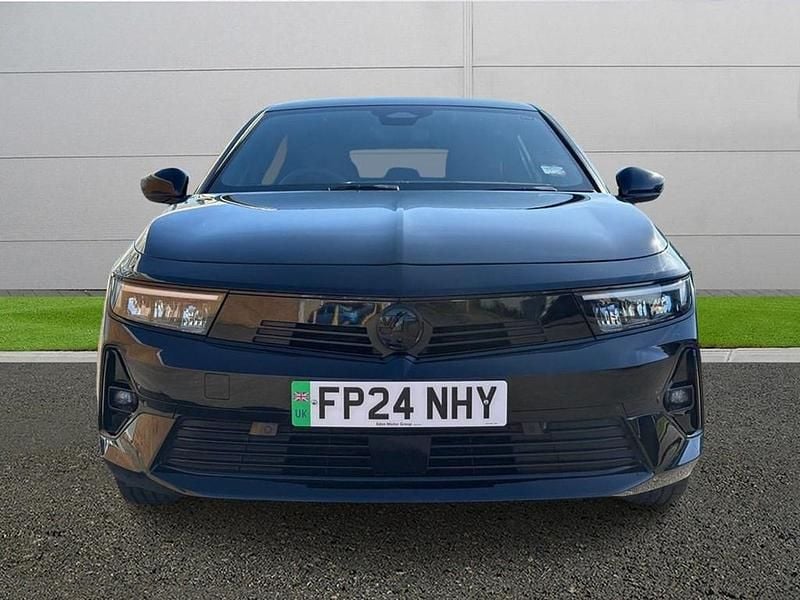 Used Vauxhall Astra 114 kW (156 HP) 2024 Black Hatchback