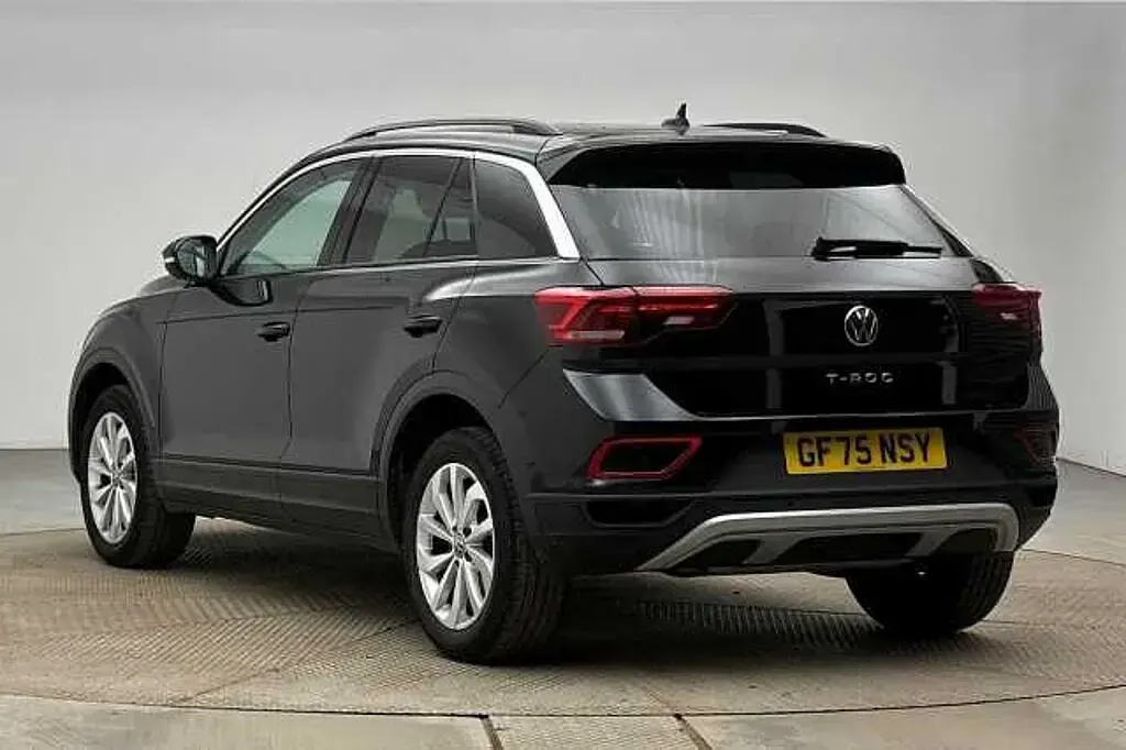 Used VW T-Roc Match 150 HP (110 kW) 2025 Black SUV