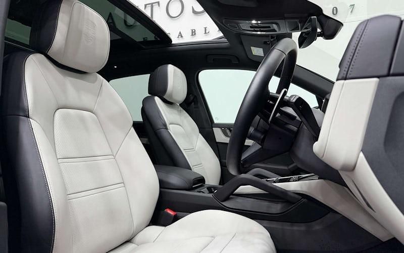 Używany Porsche Cayenne 470 KM (345 kW) 2025 SUV