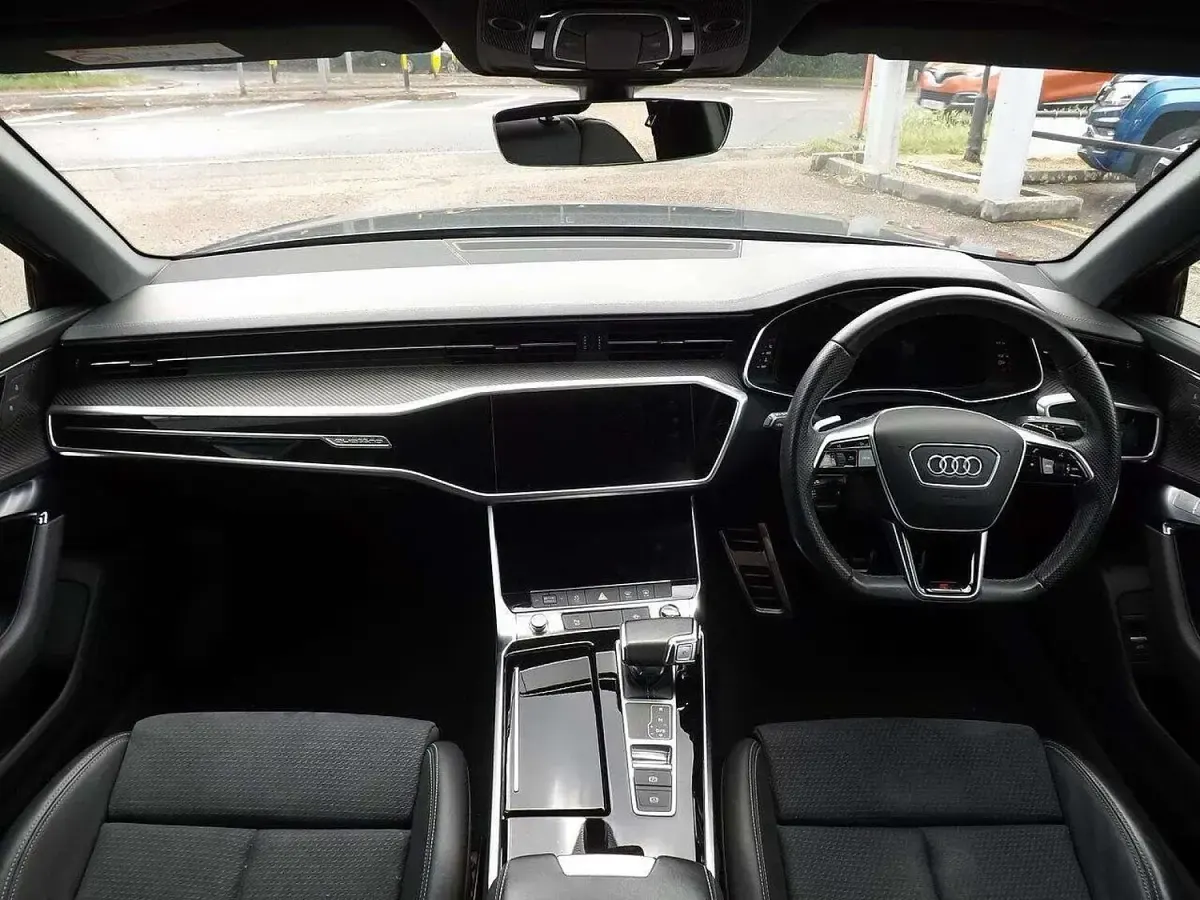 Used Audi A6 Black Edition 204 HP (150 kW) 2022 Grey Sedan