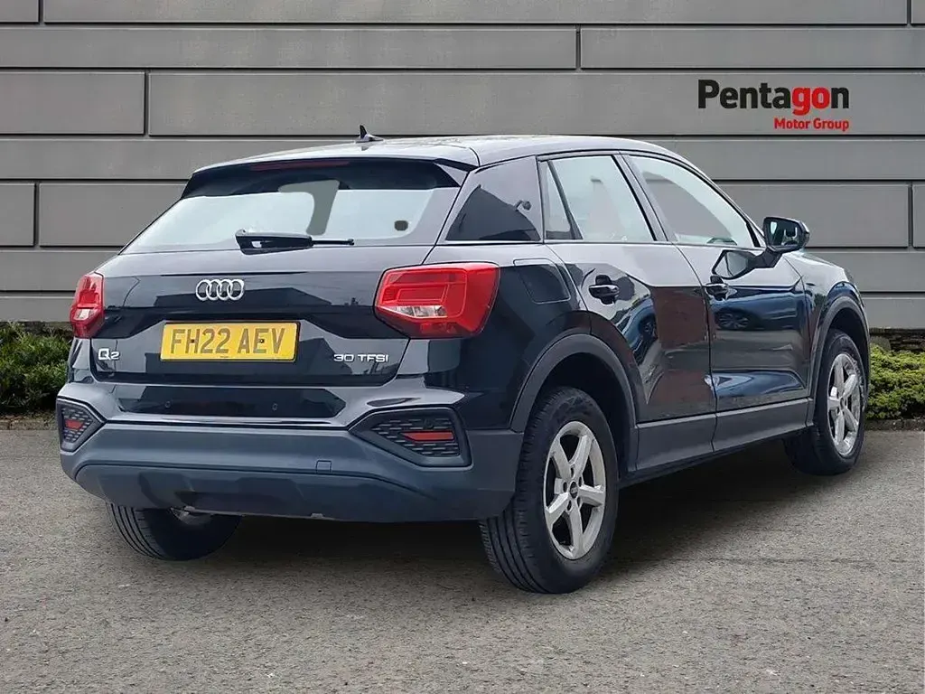 Used Audi Q2 108 HP (79 kW) 2022 Black SUV
