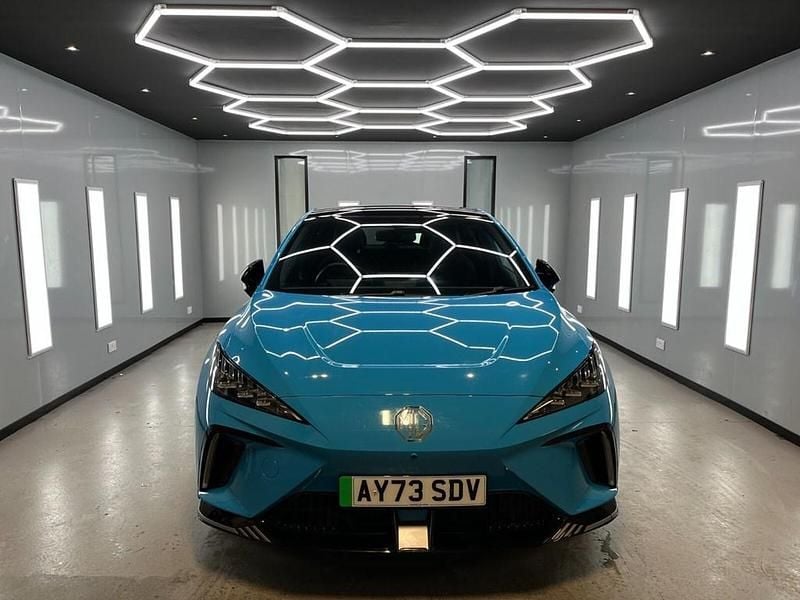 Used MG MG3 106 HP (77 kW) 2023 Blue Hatchback