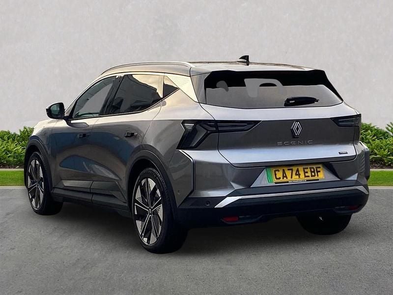 Begagnad Renault Scenic E-Tech Techno 159 kW (217 HK) 2024 Grå SUV