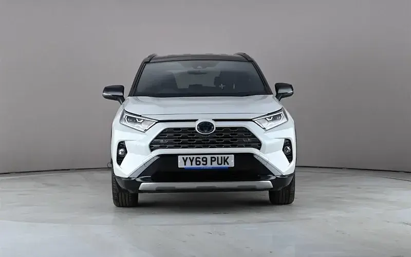 Używany Toyota RAV4 222 KM (163 kW) 2023 SUV